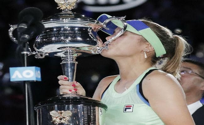 केनिन ने मुगुरूजा को हराकर ऑस्ट्रेलियाई ओपन खिताब जीता