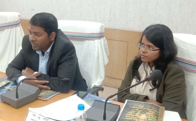 गुमला के टाना भगतों के गांव में बनेगा पुस्तकालय व सामुदायिक भवन