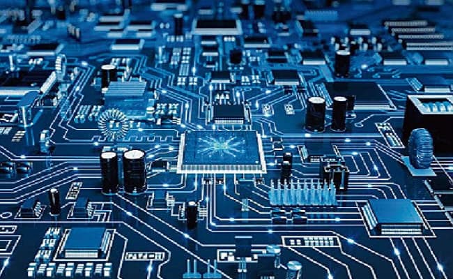 Budget 2020 : मोबाइल व गैजेट्स बनाना होगा आसान, नकली उत्पादों को बॉय, गुणवत्ता पर होगा फोकस