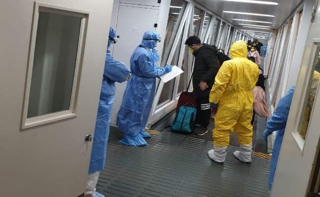 चीन में कोरोना वायरस का कहर: अब तक 300 से ज्यादा लोगों की मौत, पूरे देश में दहशत का माहौल