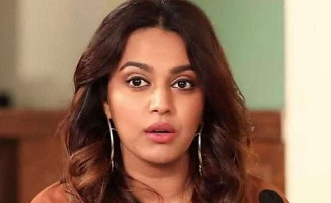 अदनान सामी को पद्मश्री देने पर तिलमिलाईं स्वरा भास्कर, बोलीं – हमें चप्पल मारो और…