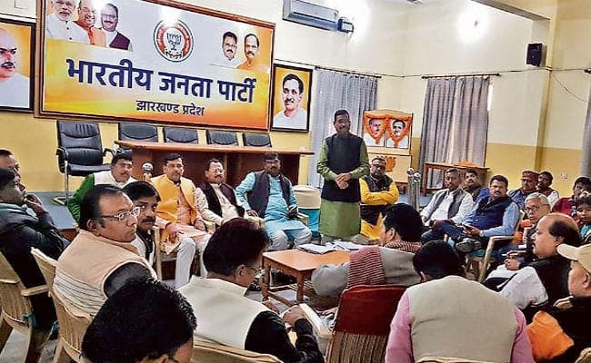 भाजपा : सांगठनिक विस्तार को लेकर बनी नयी रणनीति, 513 मंडल में चुने जायेंगे नये अध्यक्ष, जिलावार रिपोर्ट तलब