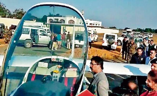 दुमका में ग्लाइडर क्रैश, इंजीनियर की मौत, सीएम ने ग्लाइडर का किया था अवलोकन