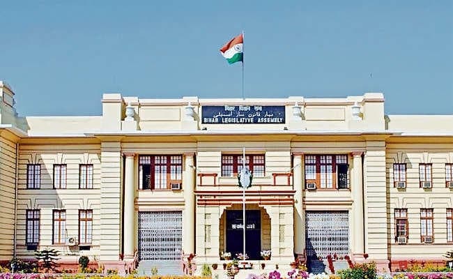 बिहार में विधान परिषद की 29 सीटें अप्रैल व मई में हो रही हैं खाली