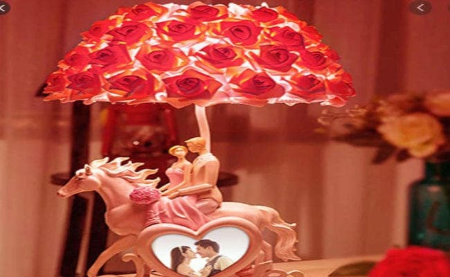Valentines Day 2020: गिफ्ट शॉप पर नये आइटम की भरमार, लड़कों की पहली पसंद बनी ये