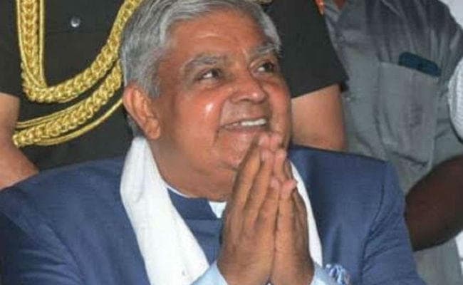 शांतिनिकेतन की यात्रा के लिए राज्यपाल को मिला हेलीकॉप्टर