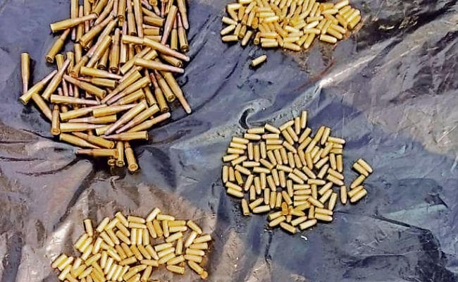 मुजफ्फरपुर : 500 कारतूसों के साथ महिला समेत चार तस्कर गिरफ्तार