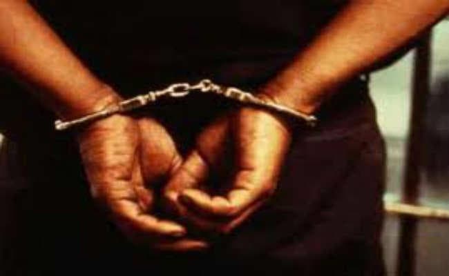 लखनऊः हिंदू महासभा अध्यक्ष मर्डर केस, मुंबई से पुलिस ने एक शूटर को  गिरफ्तार किया