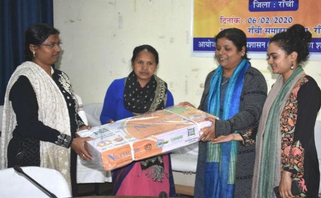 रांची जिले के 1000 आंगनबाड़ी केंद्रो में लगेंगे वाटर प्यूरीफायर व दिये जायेंगे गैस कनेक्‍शन