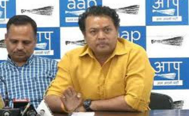 Delhi Election 2020: जानें, लक्ष्मी नगर के AAP विधायक नितिन त्यागी के बारे में…