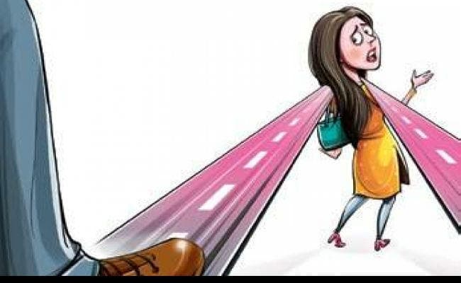 ऑनलाइन कैब चालक पर बदसलूकी का आरोप