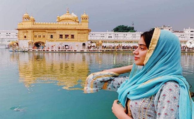 ...तो स्वर्ण मंदिर के अंदर मोबाइल फोन पर लगाना पड़ेगा प्रतिबंध