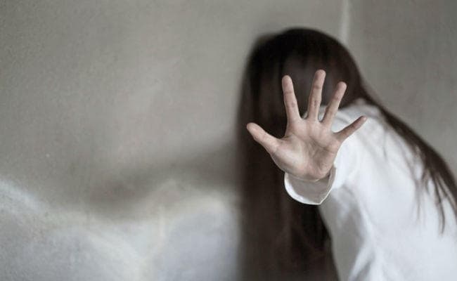 इकबालपुर में बच्ची को शराब पिला कर गैंगरेप, 4 गिरफ्तार