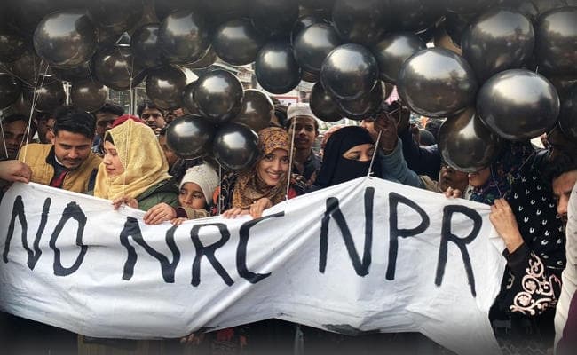 Delhi Elections 2020 : CAA के खिलाफ भूख हड़ताल पर बैठीं 75 महिलाओं ने भी किया मतदान