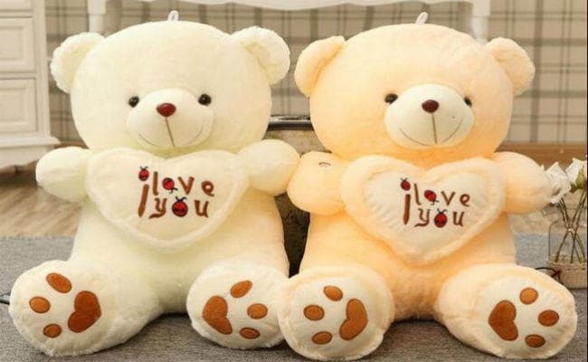 Teddy Day 2020: Wishes, quotes - टेडी दिलायेगा उन्हें आपके साथ होने का एहसास