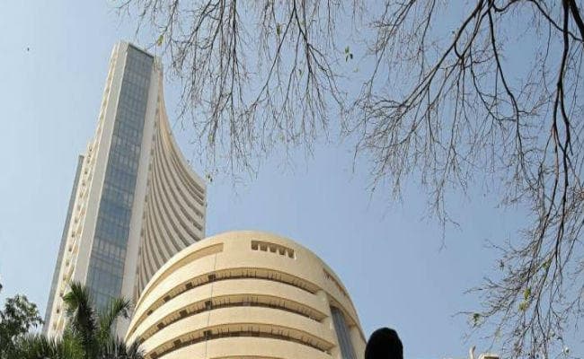 कोरोना वायरस की चिंता से ऑटोमोबाइल और मेटल कंपनियों के शेयरों में भारी बिकवाली, 162 अंक लुढ़का सेंसेक्स