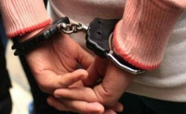पति की हत्या के आरोप में पत्नी गिरफ्तार