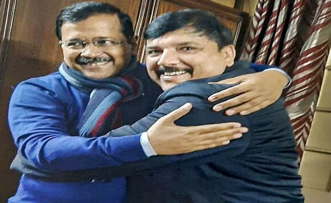 #DelhiElectionResult : दिल्‍ली में केजरीवाल की धमाकेदार वापसी, भाजपा 8 में सिमटी, कांग्रेस का सूपड़ा साफ
