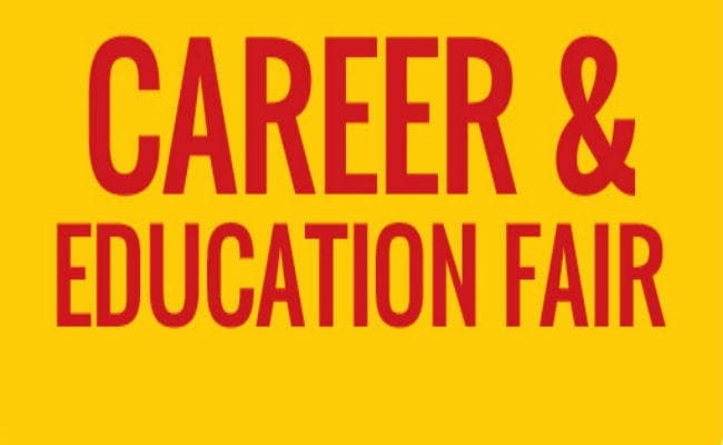 बेहतर करियर के लिए एजुकेशन फेयर