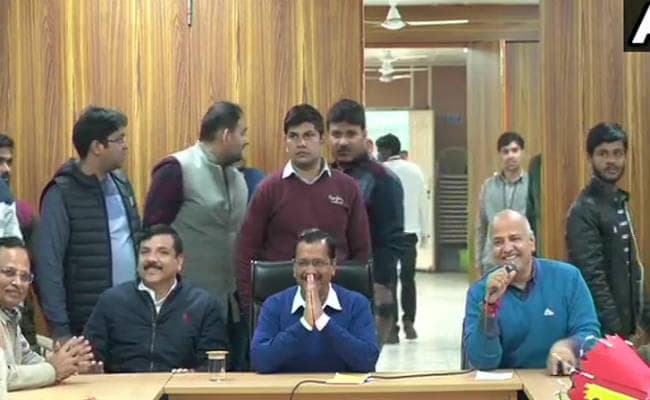 #DelhiElection: 16 फरवरी को सुबह 10 बजे तीसरी बार मुख्‍यमंत्री पद की शपथ लेंगे केजरीवाल