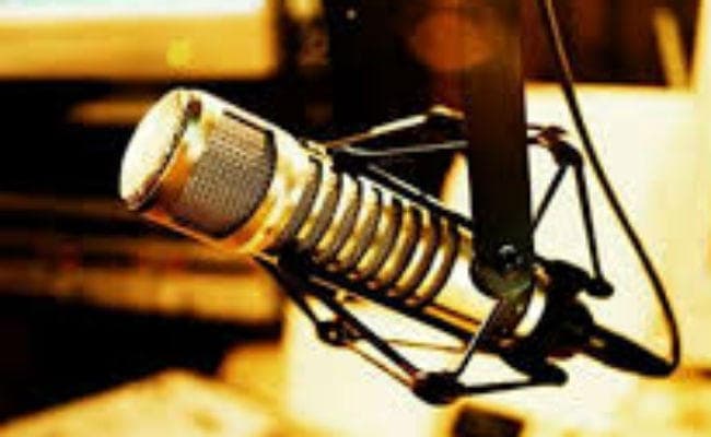 यूपी के प्राइमरी स्कूलों में बच्चों को सुनाया जाएगा रेडियो कार्यक्रम, शिक्षित और जागरूक करने की पहल