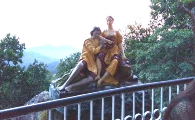 वेलेंटाइन डे पर विशेष : नेतरहाट में आज भी जिंदा है एक गड़ेरिया और मैग्‍नोलिया की प्रेम कहानी