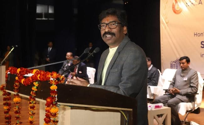 CM हेमंत सोरेन ने किया ''बीटोत्‍सव'' का उद्घाटन, कहा- हर वो पेड़, वो रास्ते... सब पुरानी बातें याद करा रही हैं, जिसे हमने जिया था