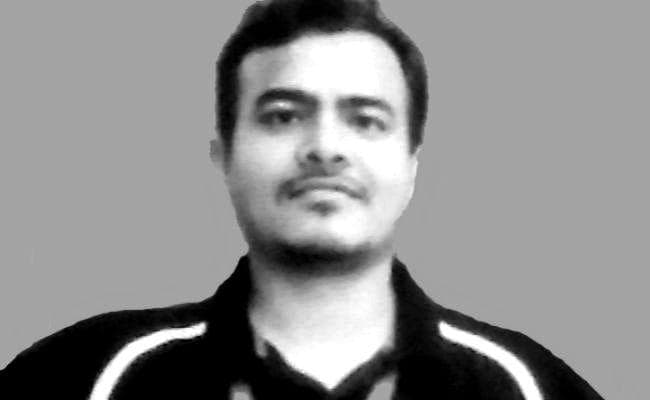 ट्रक ने स्कूटी सवार बाप-बेटे को मारा धक्का, सेहरा बंधने से पहले उठी इंजीनियर बेटे की अर्थी, 25 को होना था विवाह