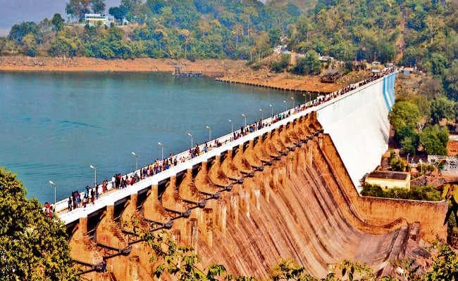 झारखंड में डैम : पानी मिल रहा बंगाल को, तरस रहा संताल