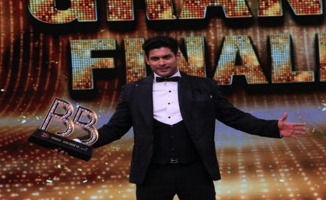 Big Boss 13 Winner Siddharth Shukla: जानें बिग बॉस 13 के विजेता सिद्धार्थ शुक्ला के बारे में कुछ खास