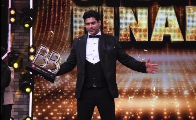 लोगों ने ''बिग बॉस'' को बताया फिक्स, विजेता सिद्धार्थ शुक्ला को किया ट्रोल