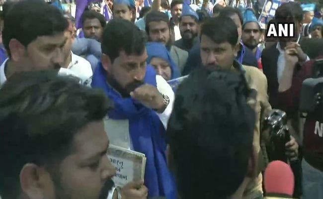 Bhim Army के चंद्रशेखर ने निकाला आरक्षण बचाओ मार्च