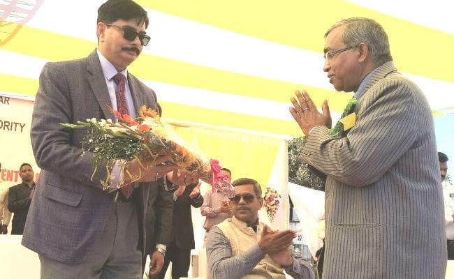 संविधान ही देश की बाइबिल और गीता है : न्यायमूर्ति डॉ रवि रंजन