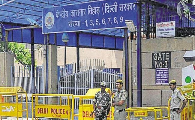 तिहाड़ की जेल संख्या चार में कैदियों के बीच झड़प, कई घायल