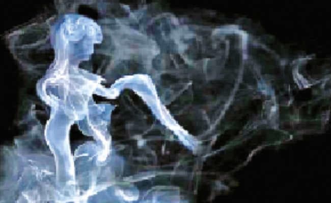 अंधविश्वास की बेड़ियों में सिसक रही प्रगति