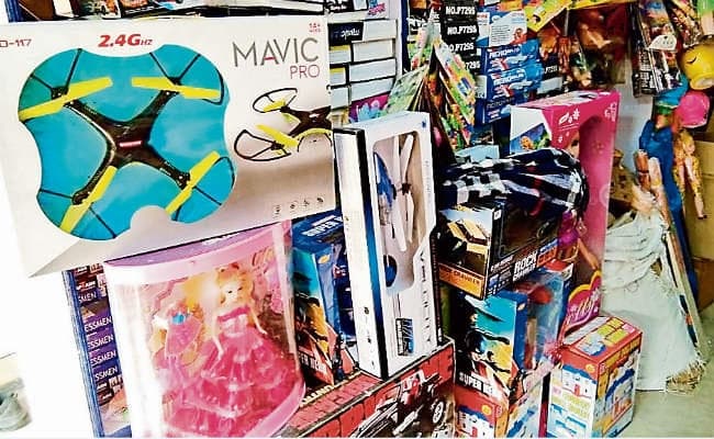 चाइनीज खिलौने पर पड़ रहा कोरोना वायरस का असर, कारोबारी परेशान