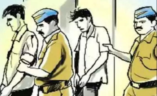 पूर्वी चंपारण : उत्कर्ष बैंक लूट मामले में की छापेमारी सीतामढ़ी से पांच संदिग्ध किये गिरफ्तार