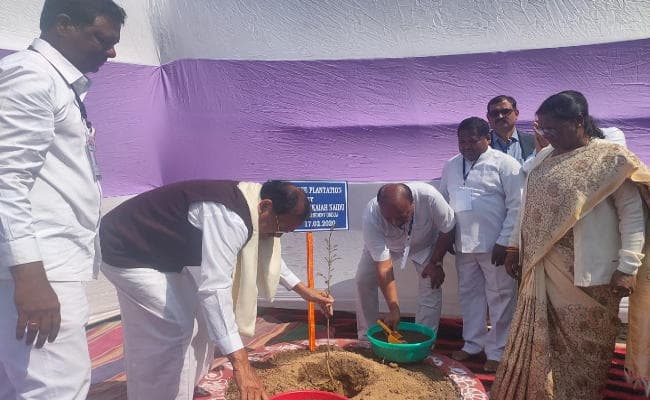 जमशेदपुर के 100 वर्ष पर पोस्टल स्टांप का अनावरण अविस्मरणीय : उपराष्ट्रपति