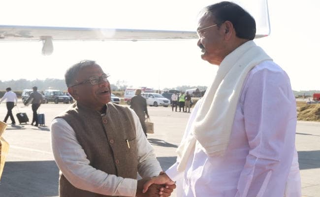 दो दिन की झारखंड यात्रा के बाद उपराष्ट्रपति एम वैंकेया नायडू नयी दिल्ली रवाना