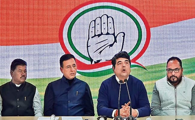 बाबूलाल पर हमलावर हुए प्रदीप और बंधु, कहा- झाविमो का भाजपा में विलय गैरकानूनी