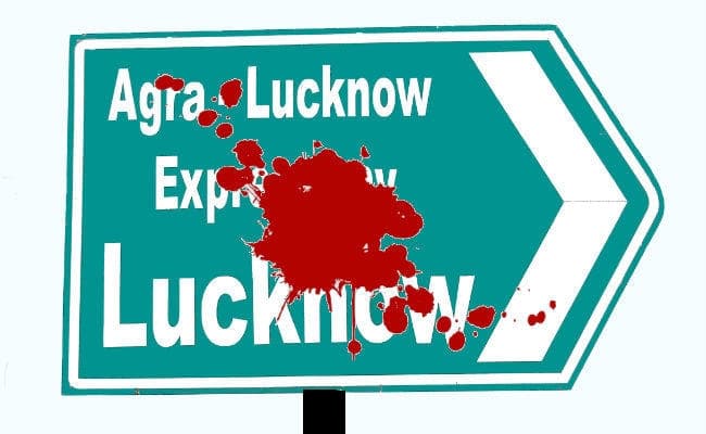 लखनऊ-आगरा एक्सप्रेसवे पर मुजफ्फरपुर आ रही बस की कार से टक्कर में 6 लोगों की मौत