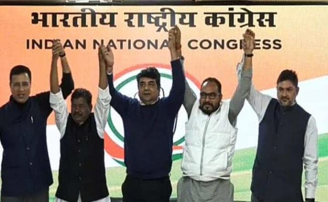 कांग्रेस का दामन थामने के बाद रांची लौटे प्रदीप-बंधु, कहा- बड़ी सभा का आयोजन होगा जिसमें राहुल-सोनिया आएंगे