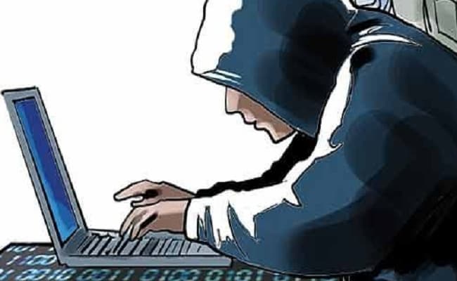 वैद्य जी के खाते से 49 हजार रुपये की ठगी, ठग निकला कपड़े का फेरीवाला