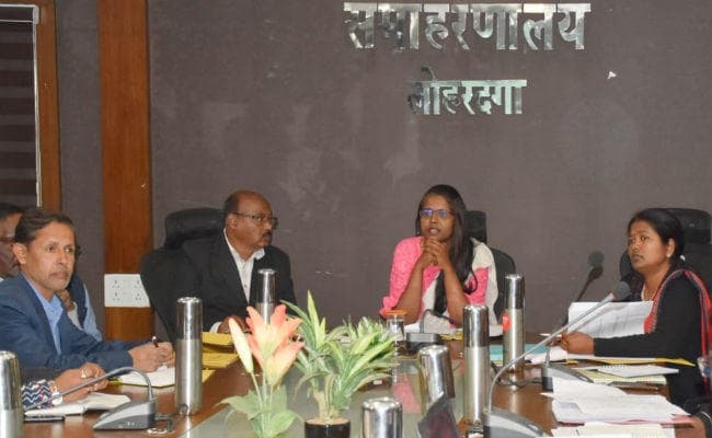 लोहरदगा : कोरोना व फ्लू जैसे संक्रमण से बचाव के लिए DC ने दिया एडवाइजरी जारी करने का निर्देश