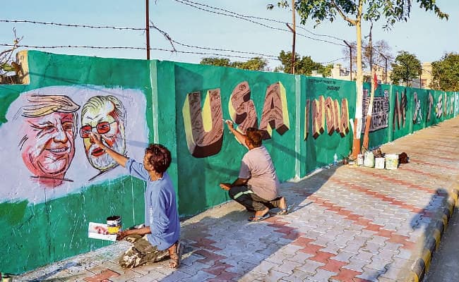 ''नमस्ते ट्रंप'' में अभेद्य होगी सुरक्षा, भारत पहुंची दुनिया की सबसे शक्तिशाली कार, सीक्रेट एजेंटों ने संभाला जिम्मा