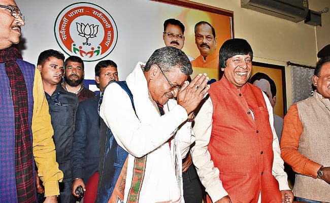 14 साल बाद भाजपा मुख्यालय पहुंच भावुक हुए बाबूलाल मरांडी, यादें ताजा की