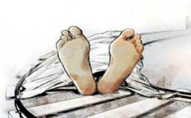 बानो में किसान ने तंगी में व केदला में स्मार्टफोन की जिद में छात्र ने दी जान