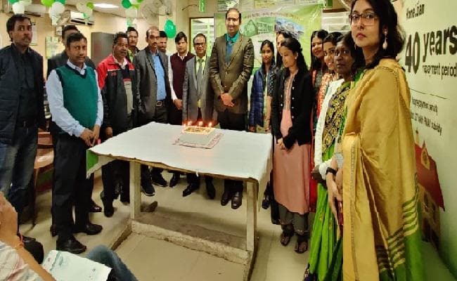 ओरिएंटल बैंक ऑफ कॉमर्स  के 78 साल पूरे, हेल्थ कैंप लगाया गया