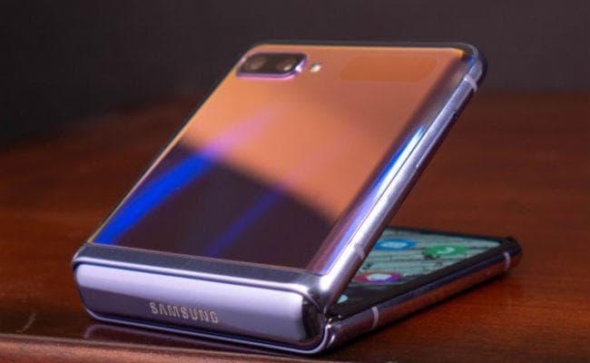 Galaxy Z Flip: 1.10 लाख रुपये का फोल्डेबल स्मार्टफोन इस माह के अंत तक भारत में होगा लॉन्च