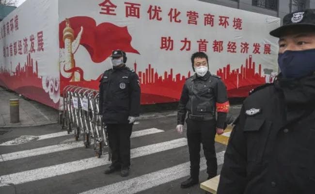 कोरोना वायरस के रोगियों का इलाज करने के लिए डॉक्टर ने टाल दी थी अपनी शादी, अस्पताल में मौत